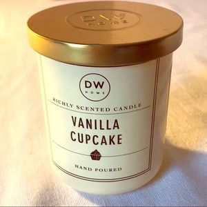 DW Home Candle